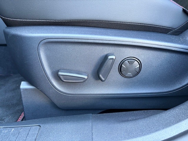FORD Kuga 2.5 PHEV ST-Line X FWD-image-14