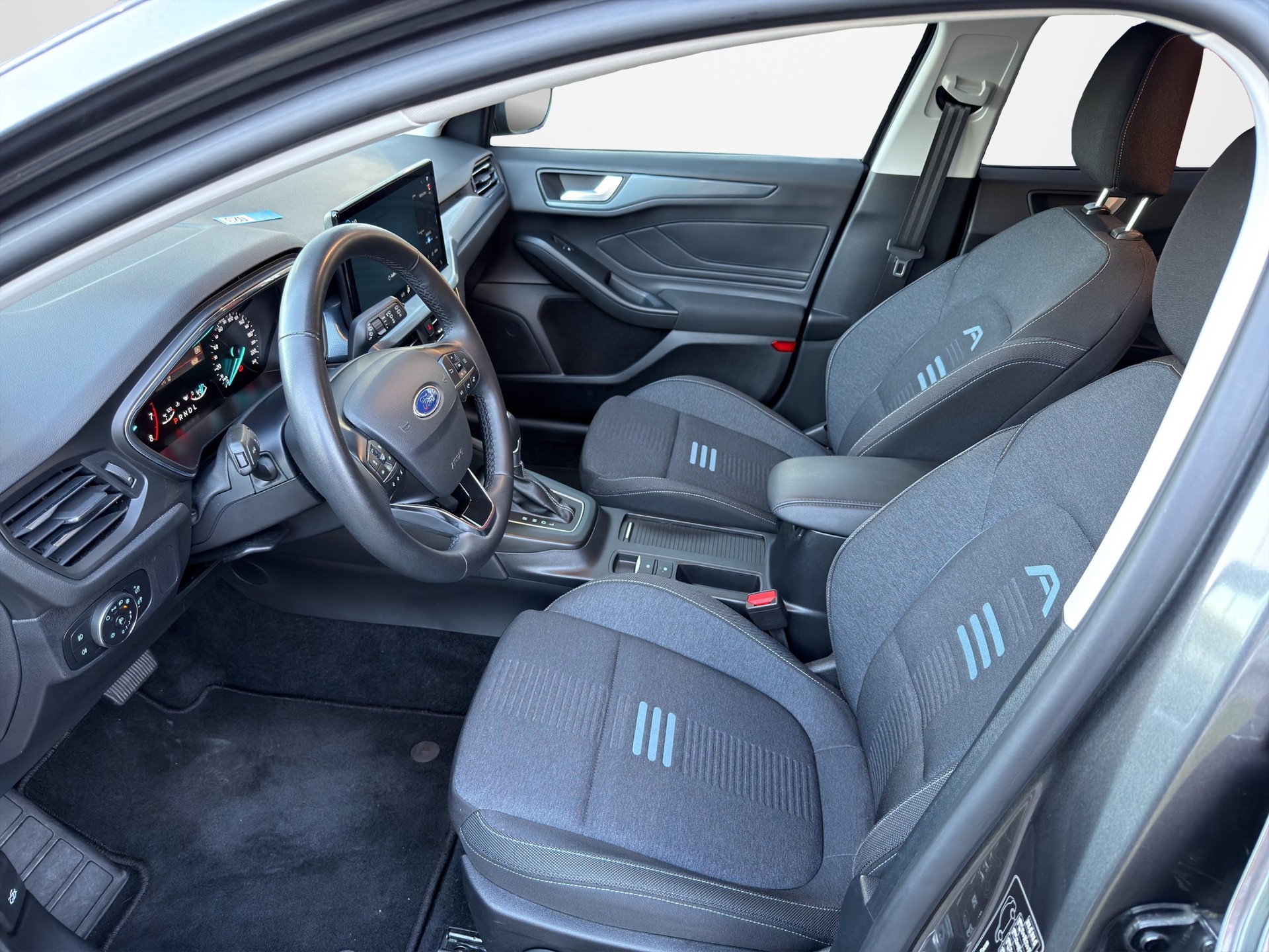 FORD Focus 1.0 MHEV Active Automatic-image-6