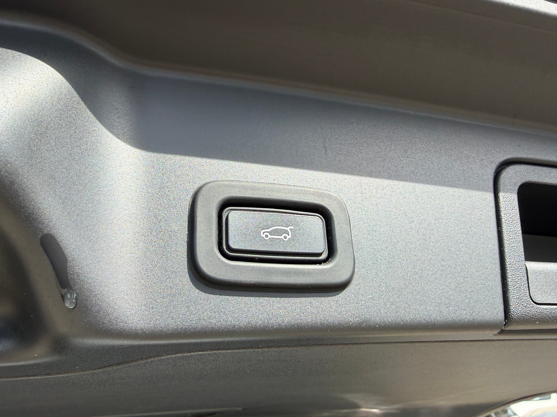 LAND ROVER Range Rover Evoque R-Dynamic P 200 S AT9-image-16