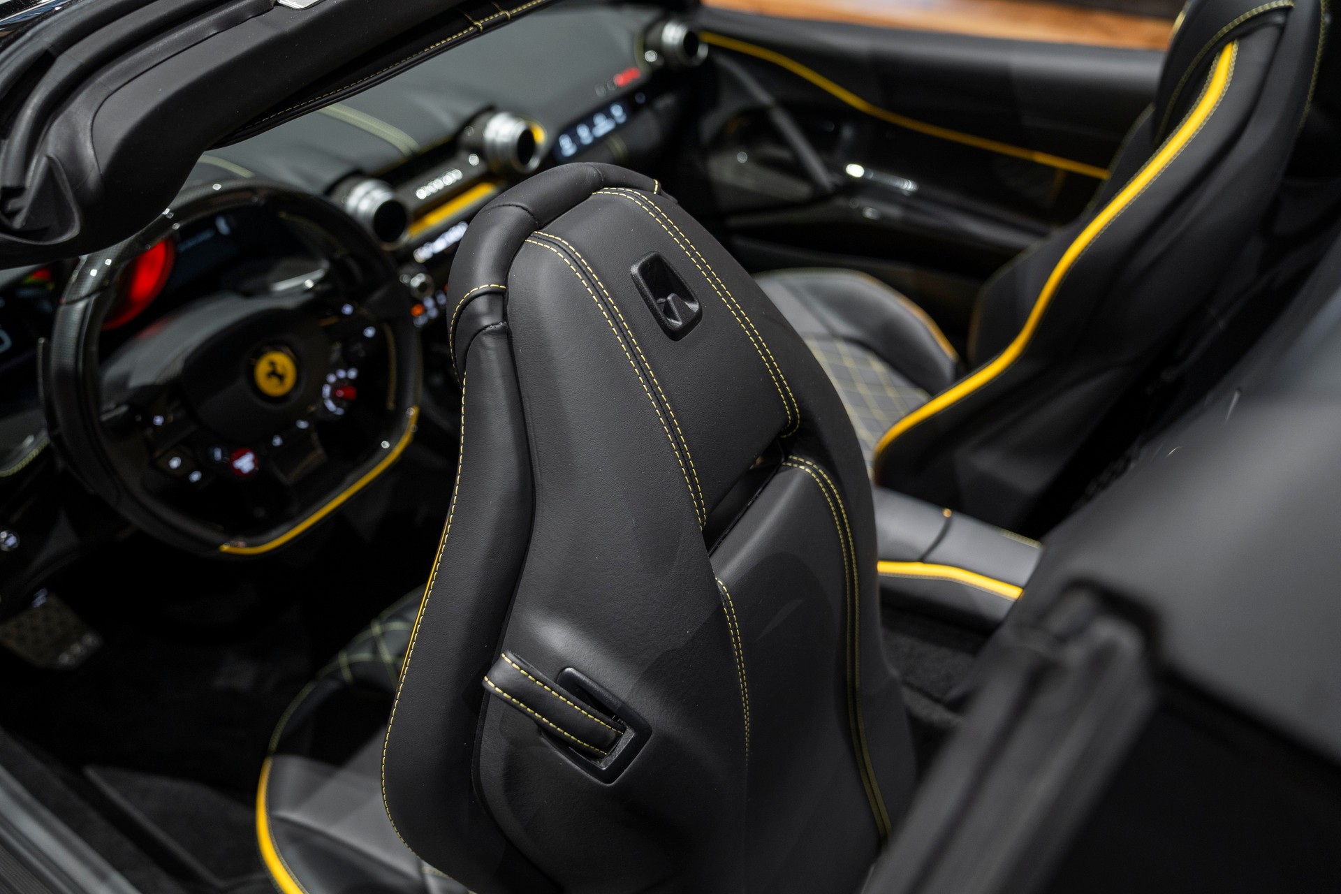 FERRARI 812 GTS-image-16