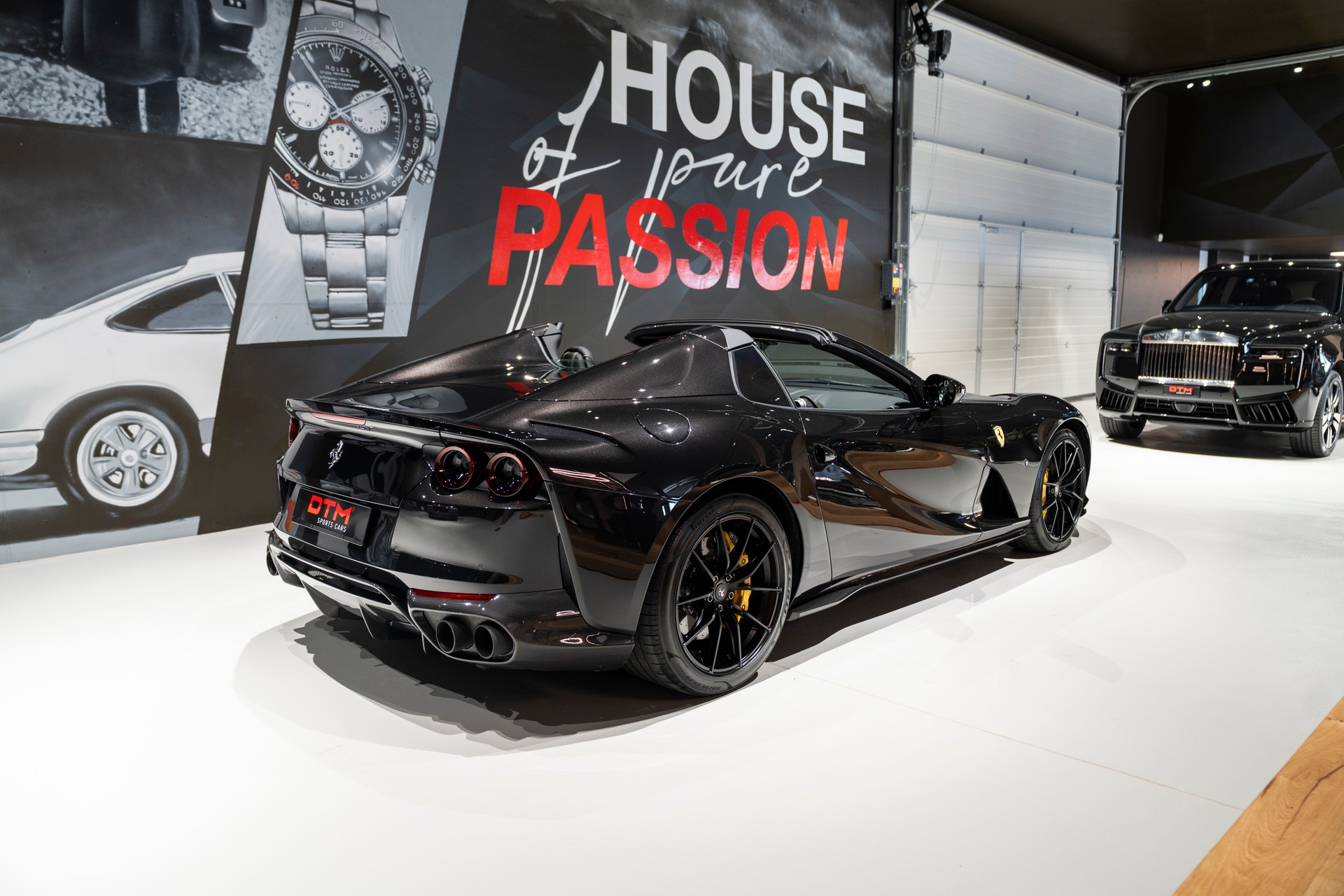 FERRARI 812 GTS-showroom-element-3