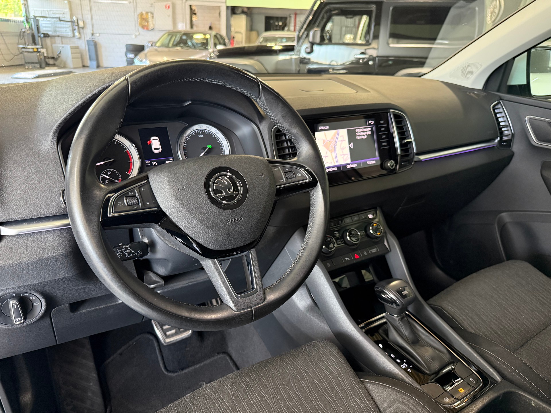 SKODA Karoq 1.5 TSI ACT Style DSG-image-9
