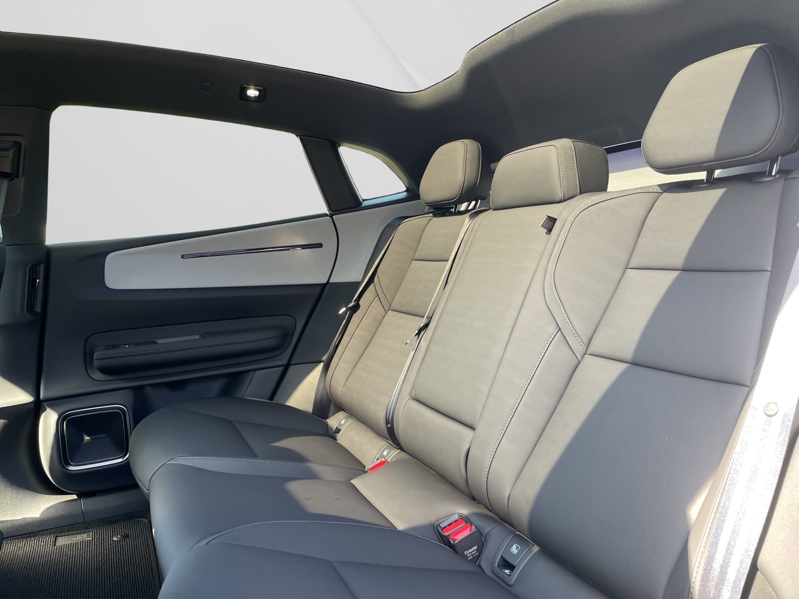 POLESTAR 4 Long Range Dual Motor Prime-image-13