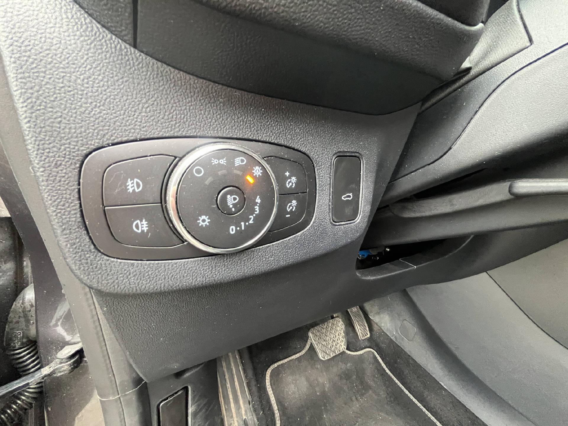 FORD Puma 1.0 EcoB Titanium X-image-28