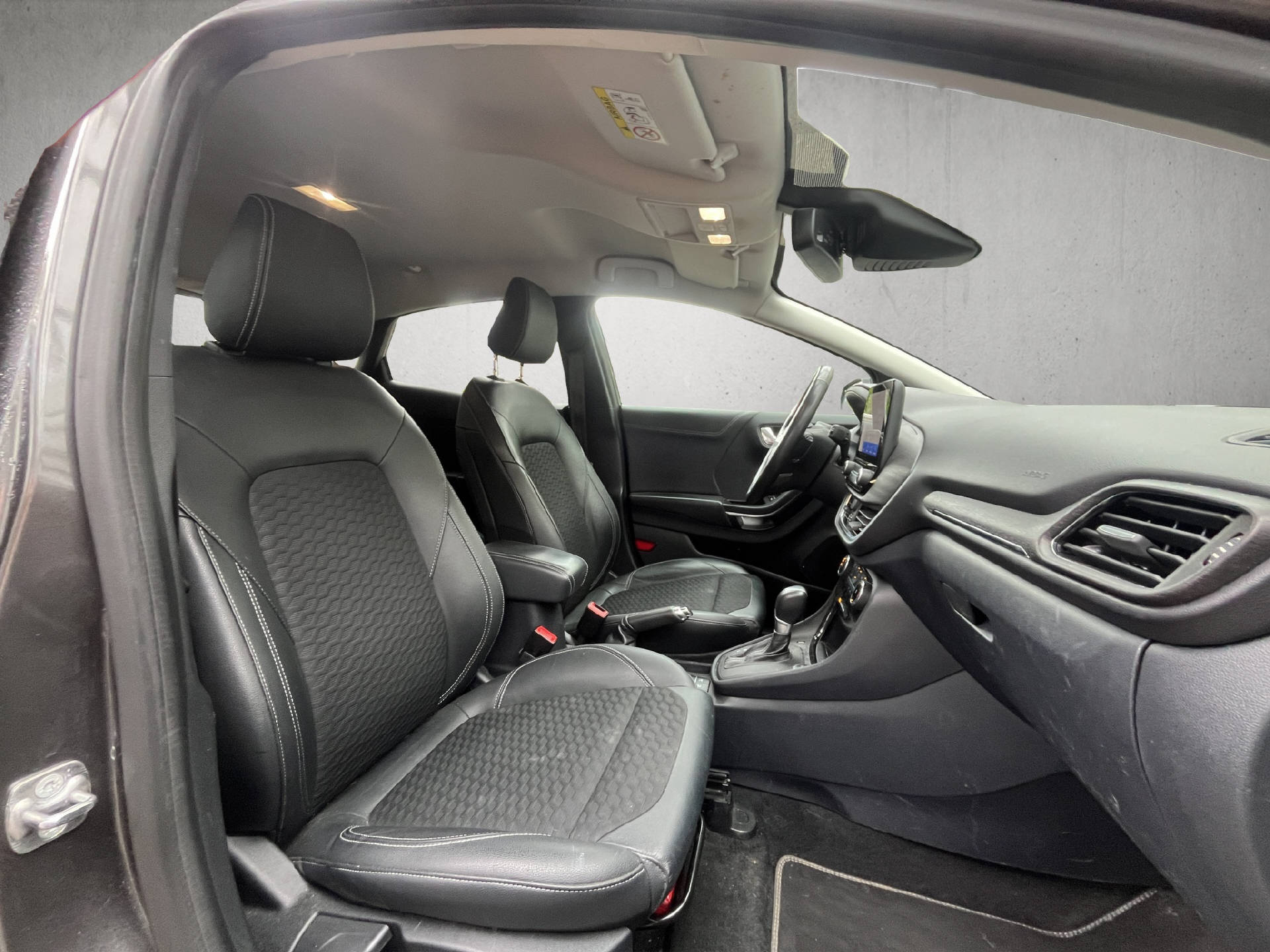 FORD Puma 1.0 EcoB Titanium X-image-18