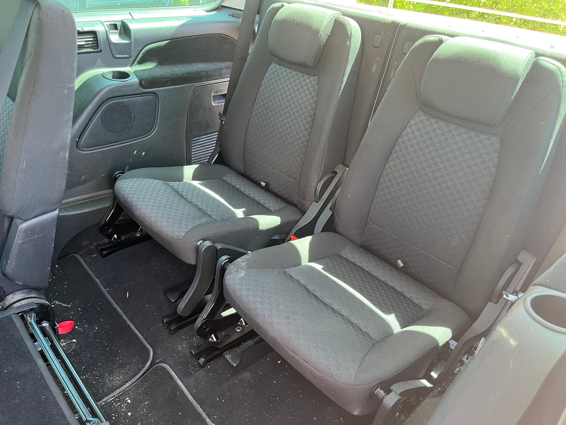 FORD Galaxy 2.0 TDCi Ghia-image-10