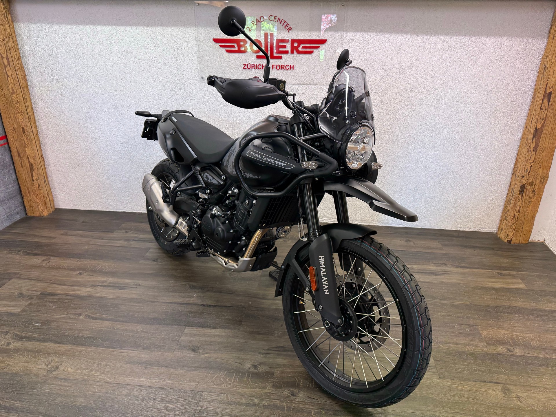 ROYAL ENFIELD Himalayan 450 Rallye-showroom-element-2