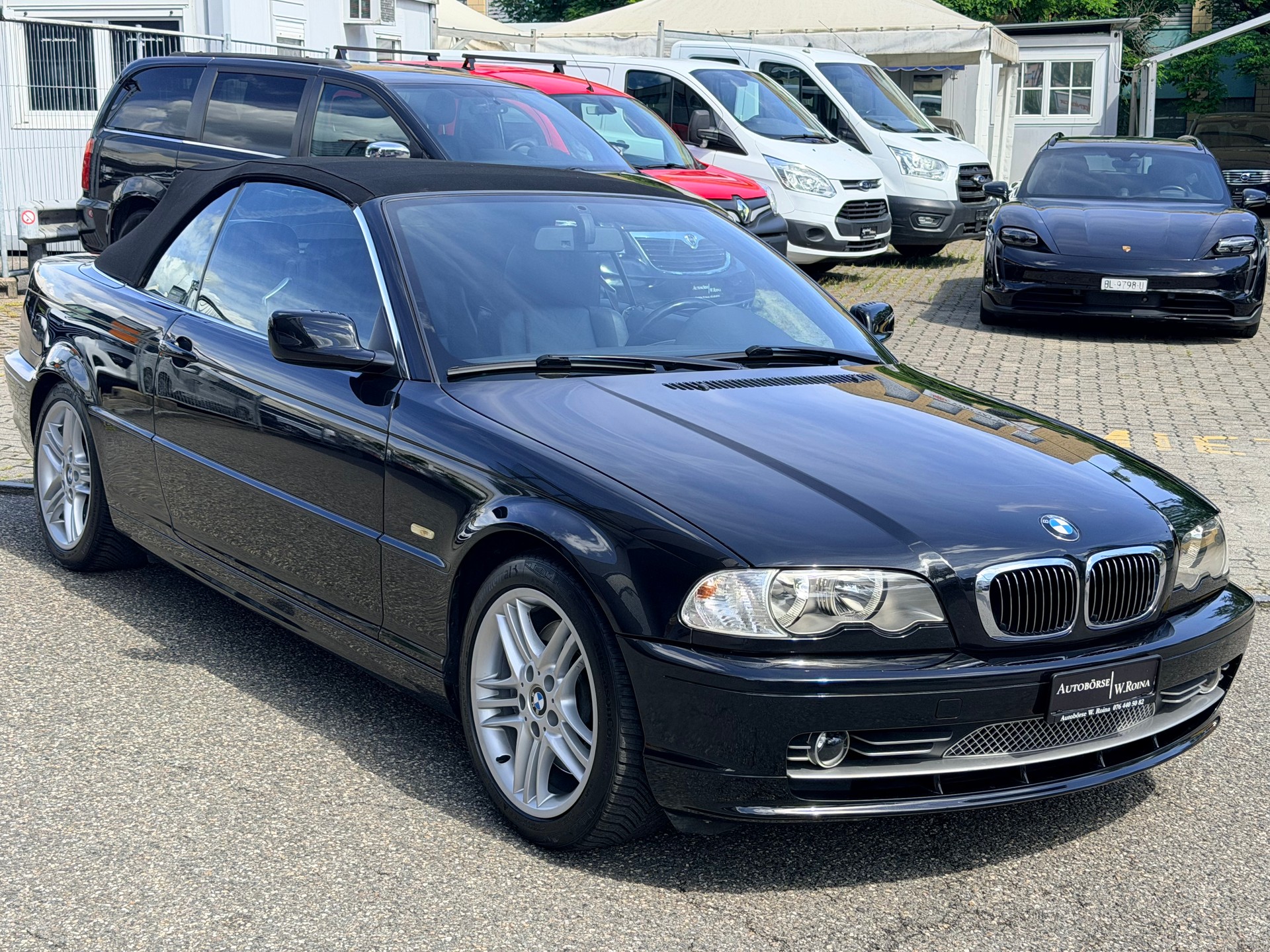 BMW 330Ci Cabriolet-image-8