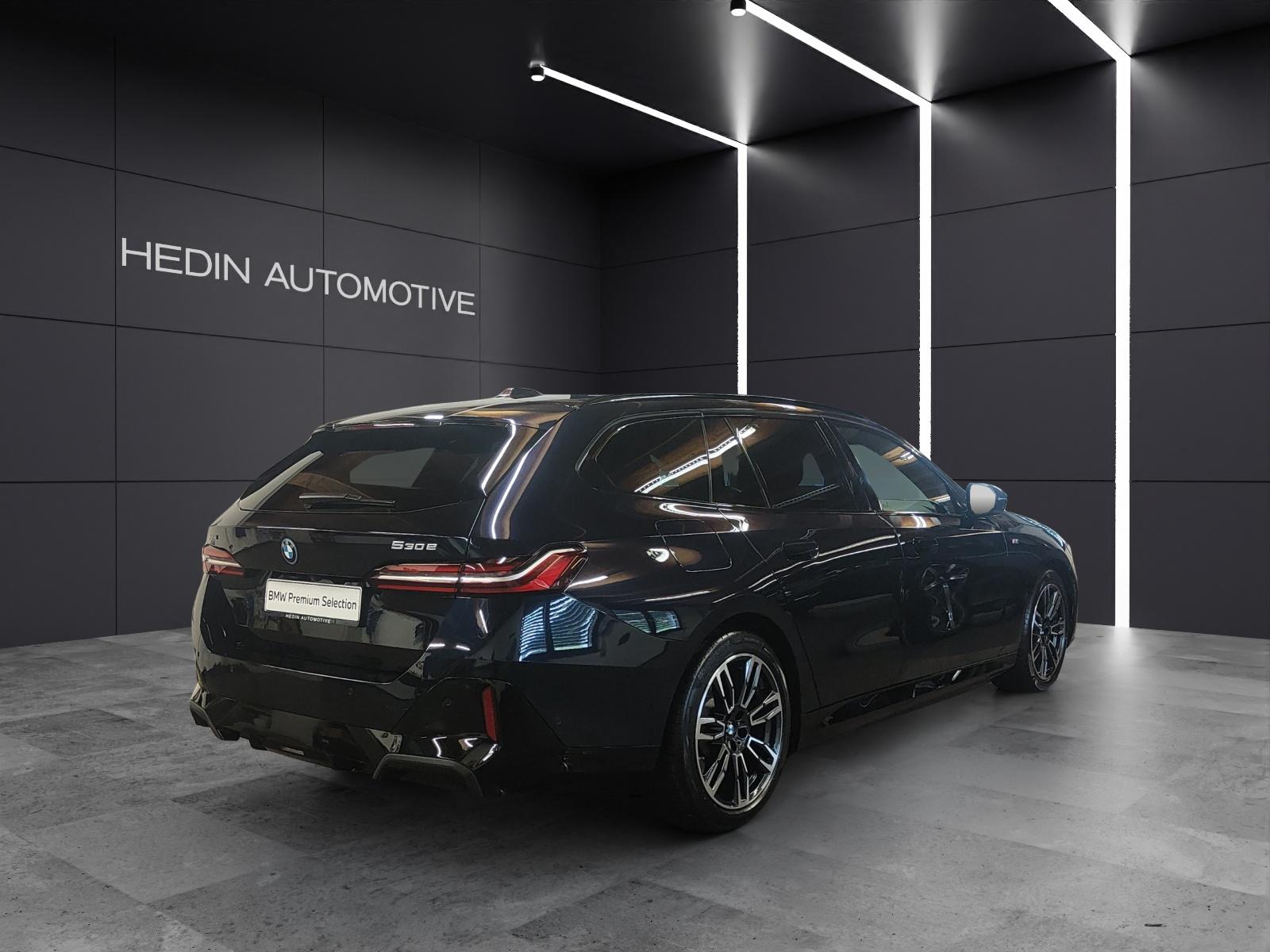BMW 530e xDrive Touring-image-4