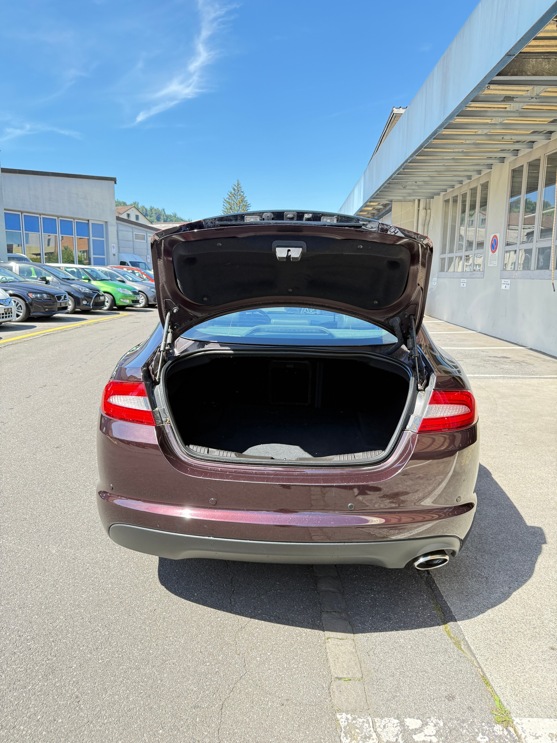 JAGUAR XF 2.2d-image-7