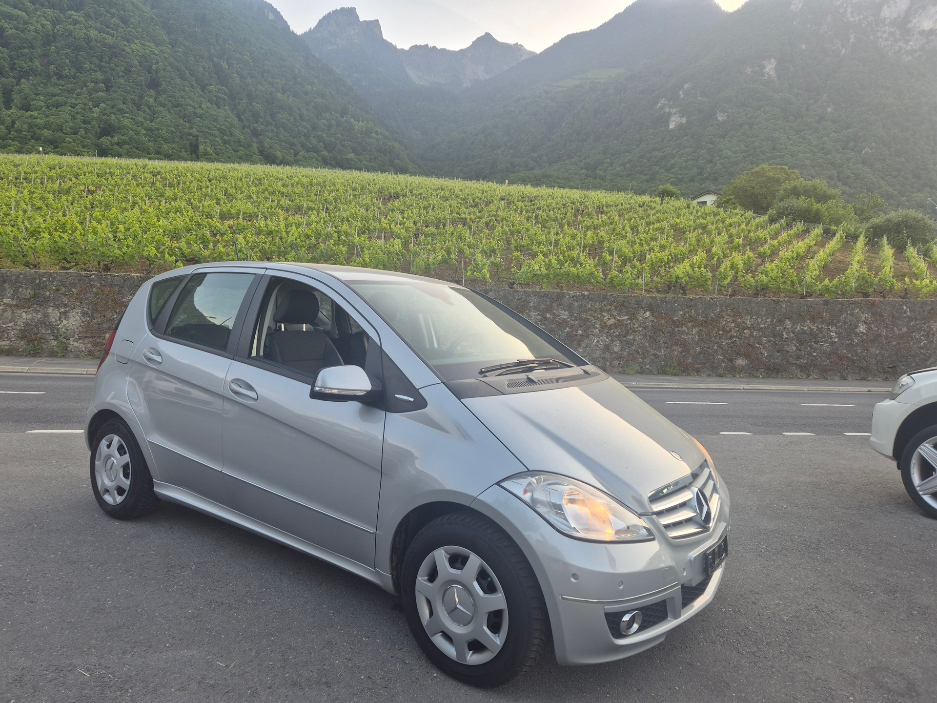 MERCEDES-BENZ A 180 (170) Avantgarde Autotronic