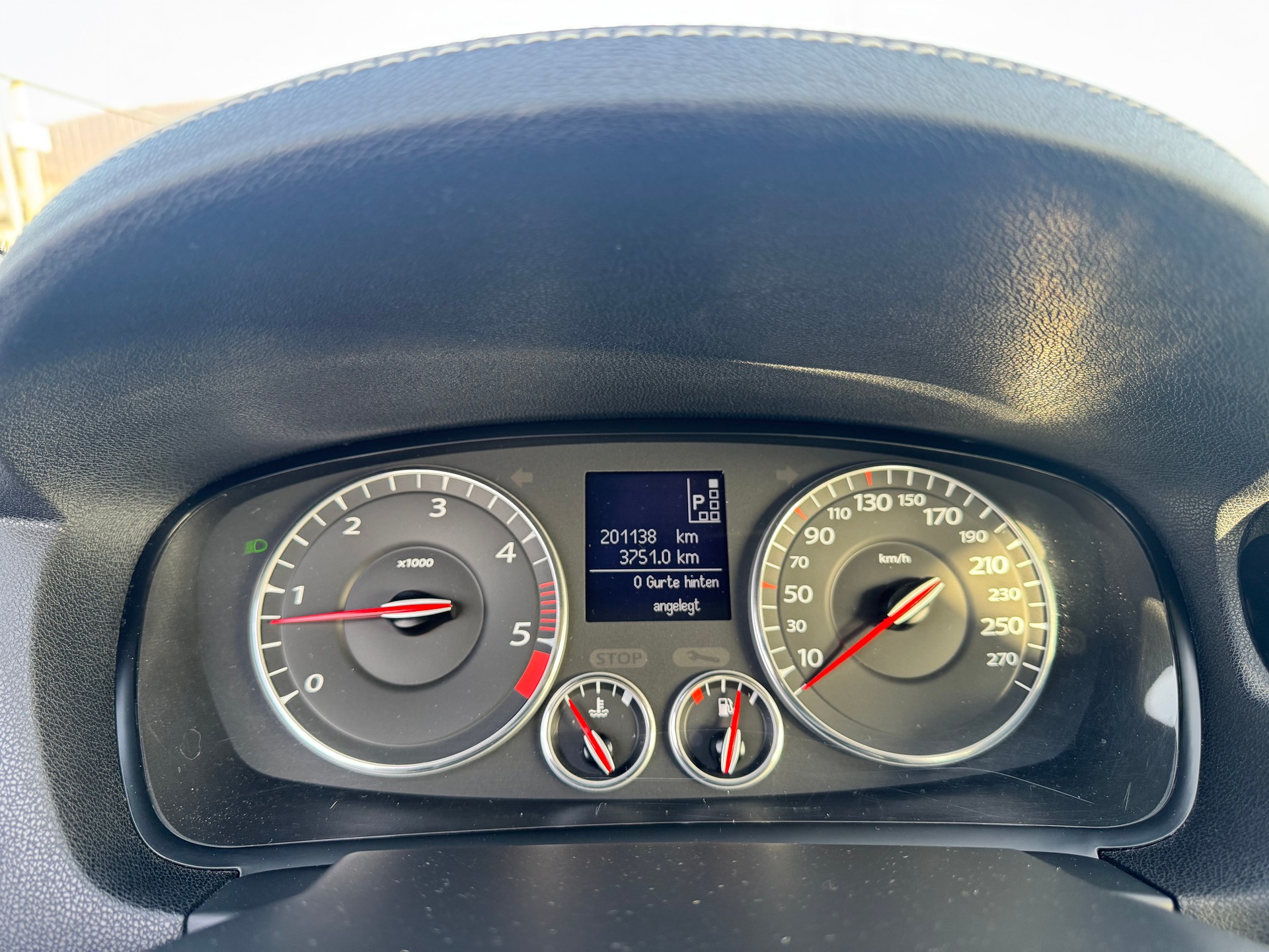 RENAULT LAGUNA 3.0 dCi Coupé-image-10