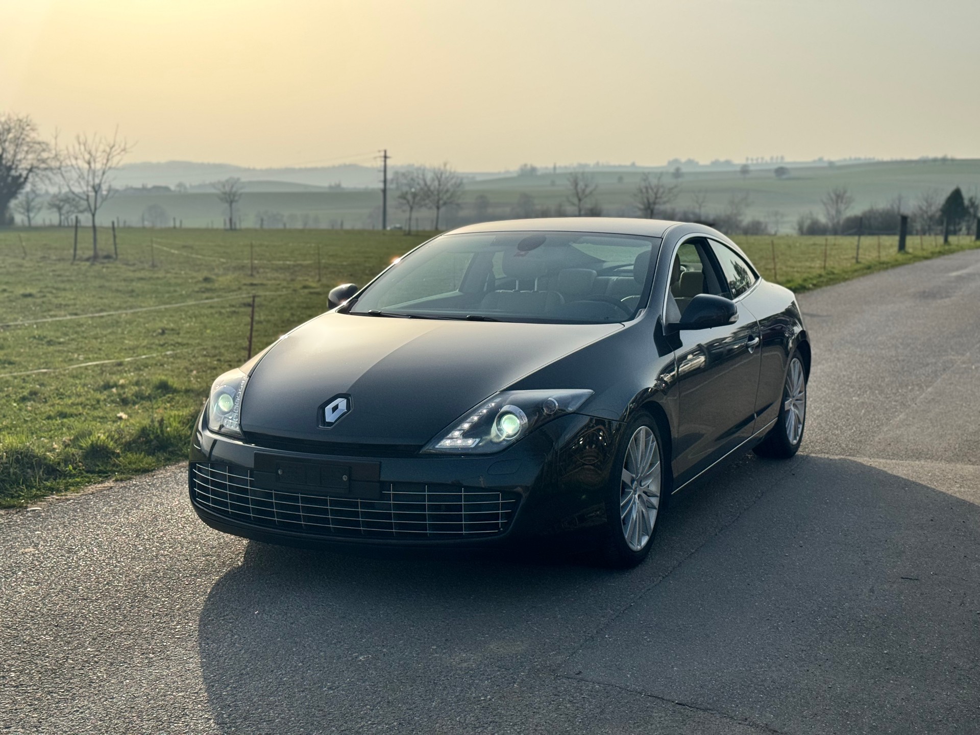 RENAULT LAGUNA 3.0 dCi Coupé