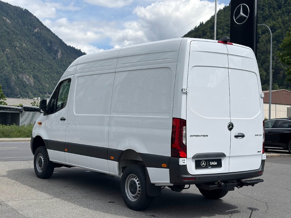 MERCEDES-BENZ Sprinter 319 CDI Pro KA Worker 4Matic-image-4