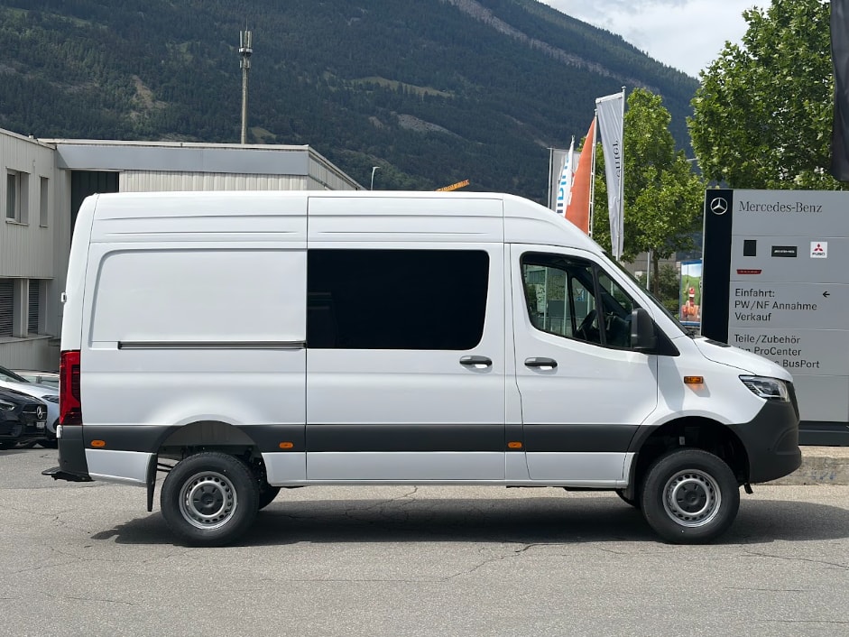 MERCEDES-BENZ Sprinter 319 CDI Pro KA Worker 4Matic-image-10
