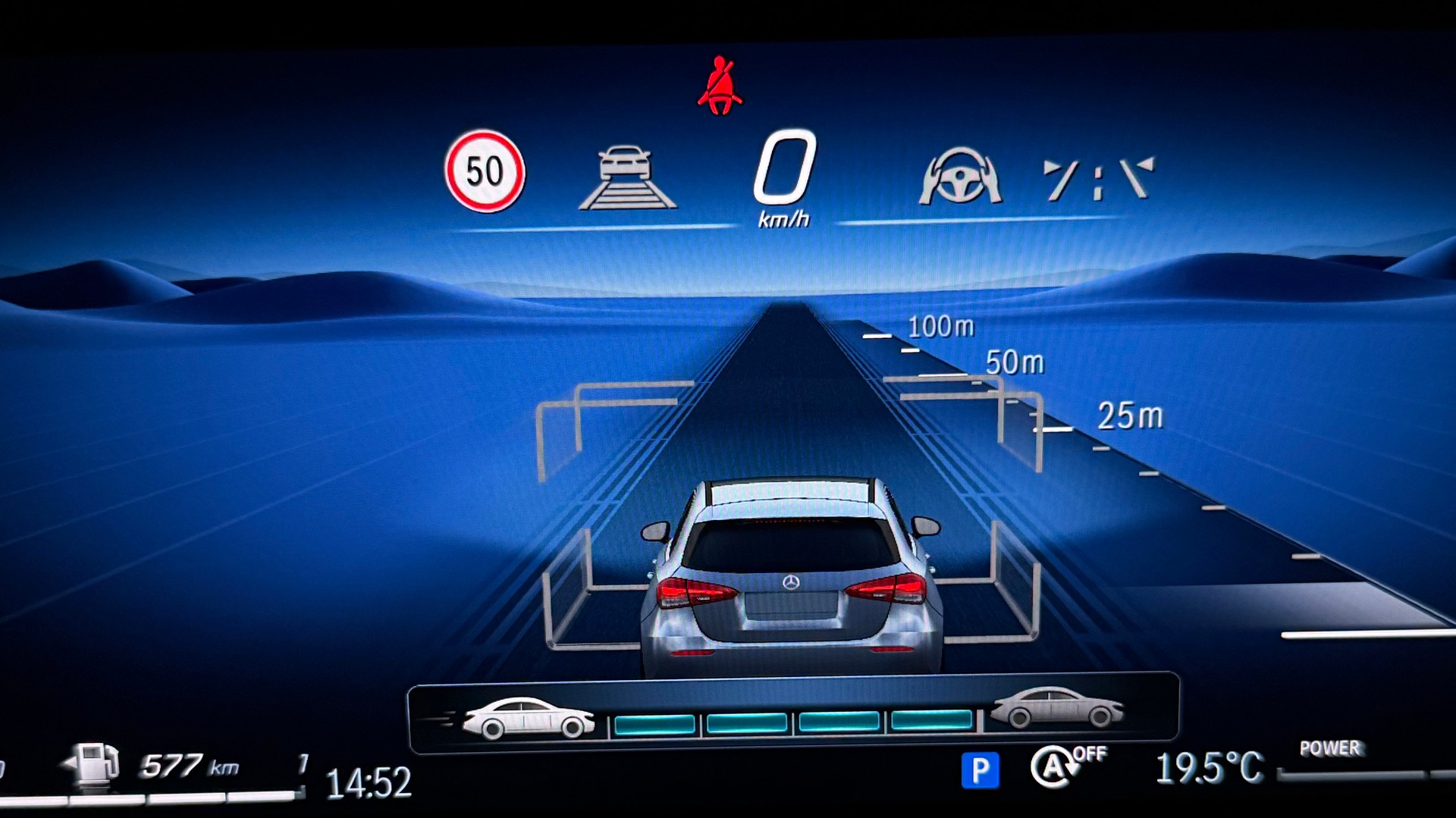MERCEDES-BENZ A 250 AMG Line 4Matic 8G-DCT-image-8