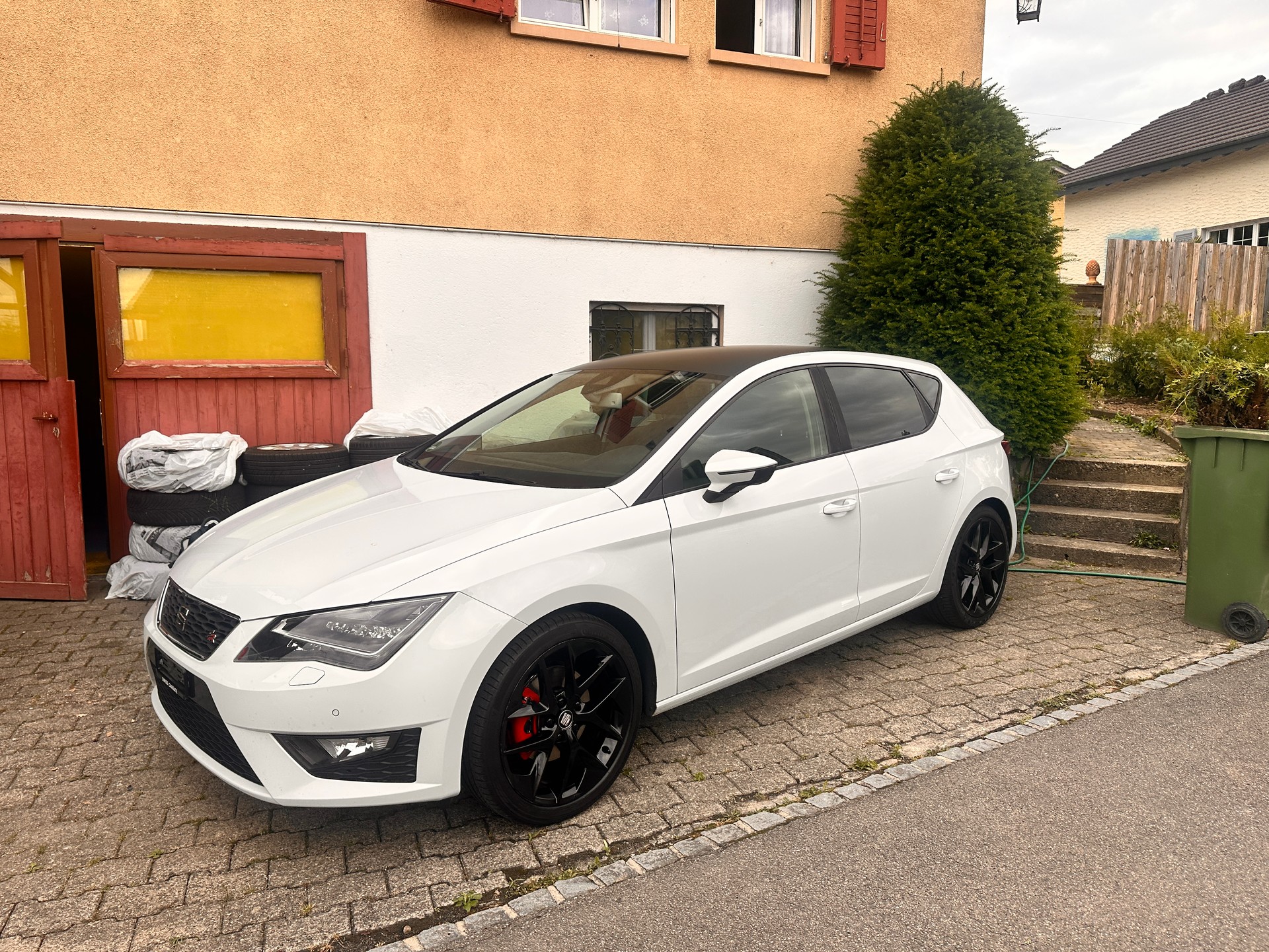 SEAT Leon 1.4 TSI FR-image-5
