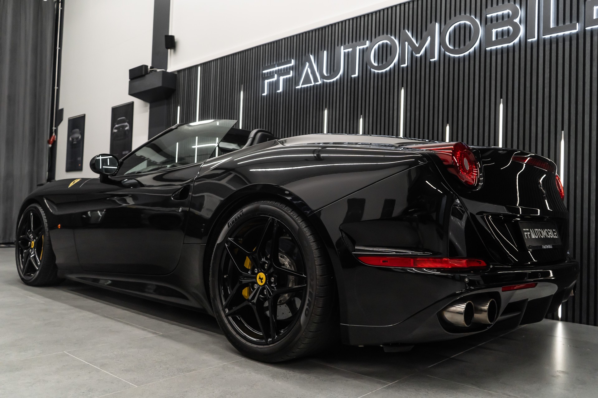 FERRARI California 3.9 V8 T-image-12
