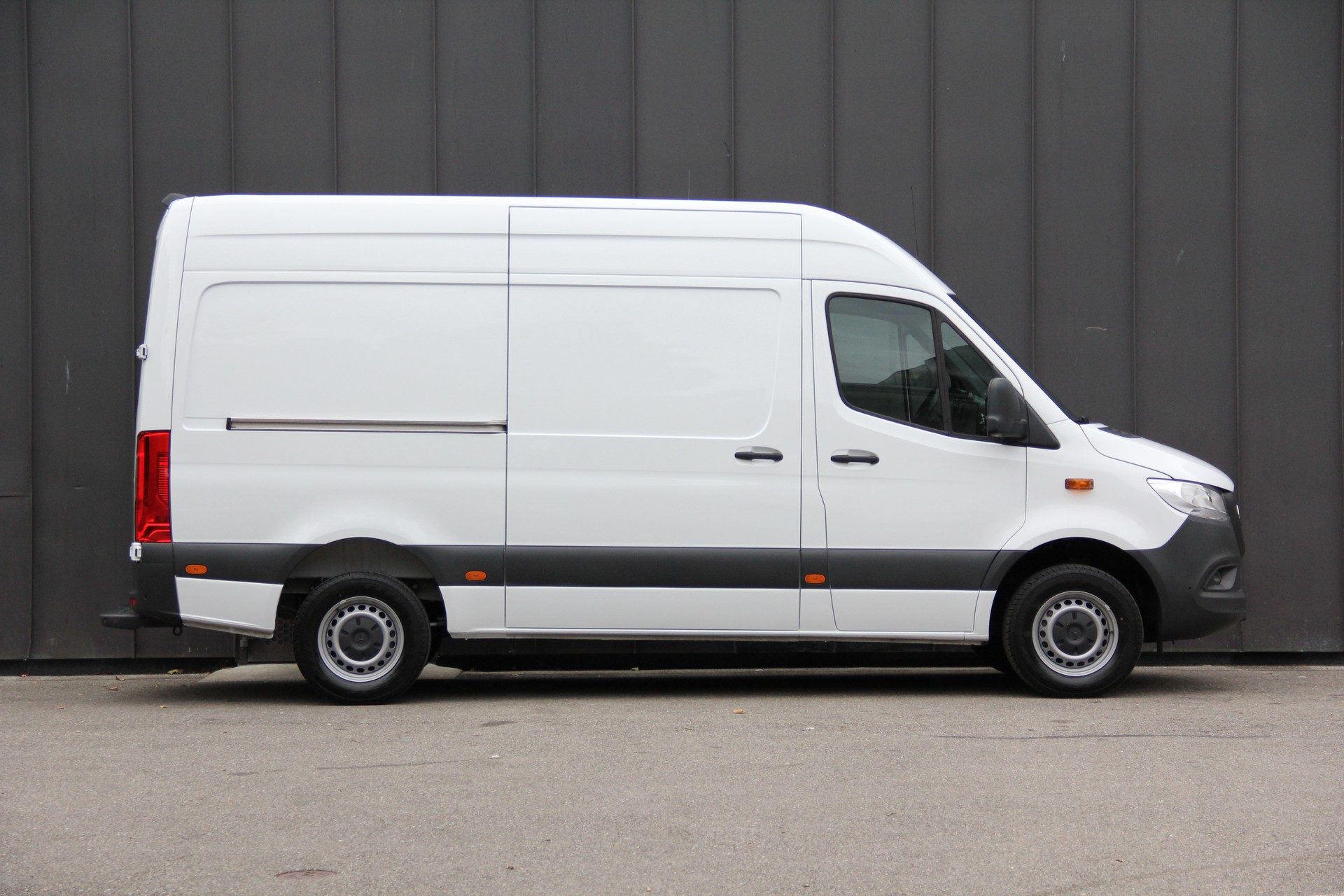 MERCEDES-BENZ Sprinter 317 CDI Standard 9G-TRONIC **360°KAMERA** AUTOMAT *NAVI* TEMPOMAT *SITZHEIZUNG.2x* 170.PS-image-1