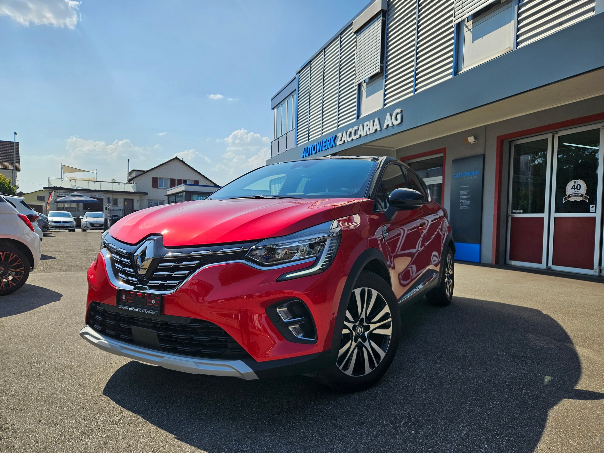 RENAULT Captur 1.6 E-Tech 160 Iconic DHT