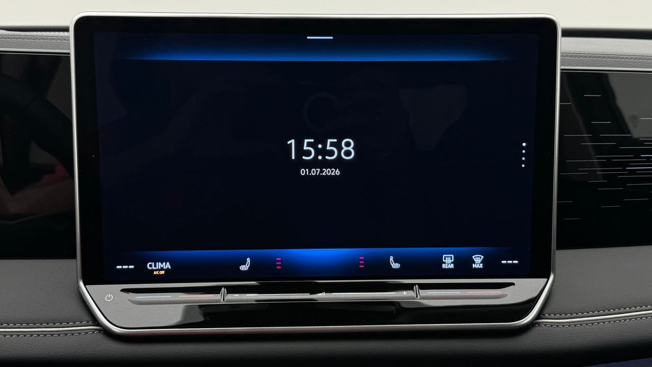 VW Tiguan 2.0 TDI SCR Elegance 4Motion DSG-image-7
