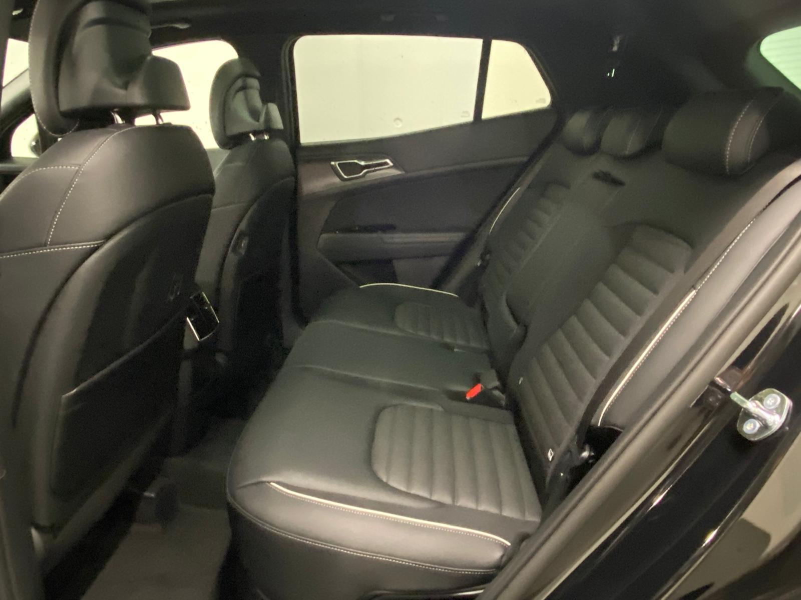 KIA Sportage 1.6 T-GDi Hybrid GT-Line-image-10