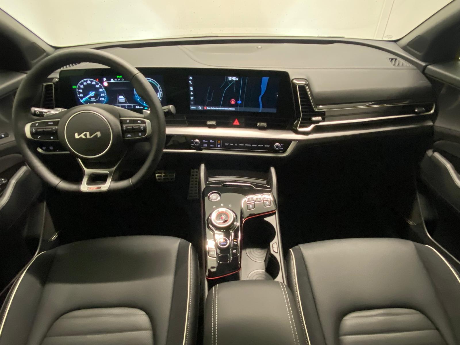 KIA Sportage 1.6 T-GDi Hybrid GT-Line-image-11