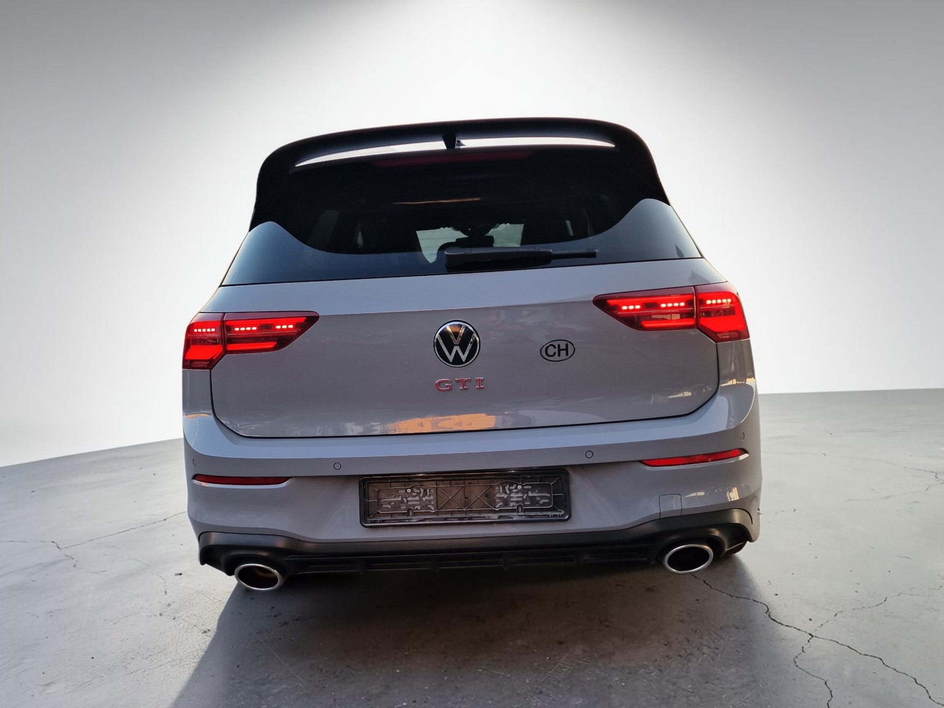 VW Golf 2.0 TSI GTI Clubsport DSG 8x19" Pano Headup-image-6