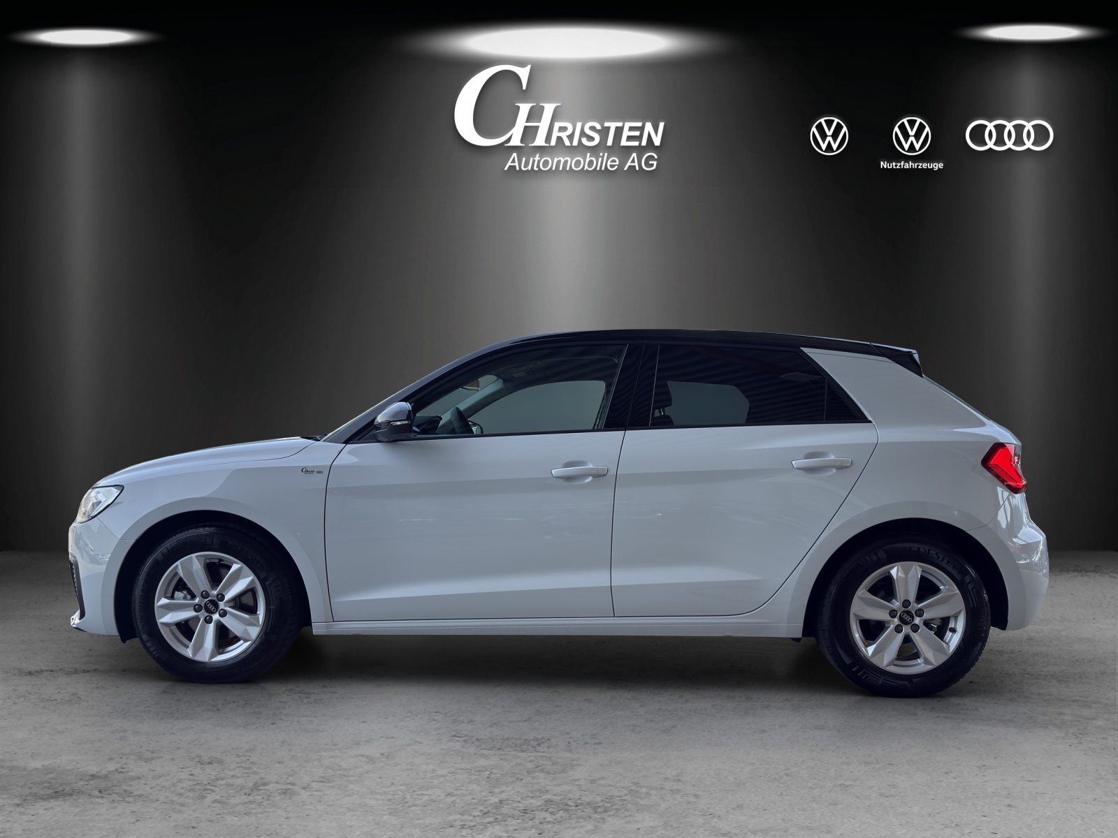 AUDI A1 Sportback 30 TFSI Attraction S-tronic-showroom-element-1