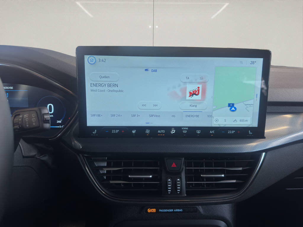 FORD Focus 1.0i EcoBoost Hybrid 155 Act Active X-image-14