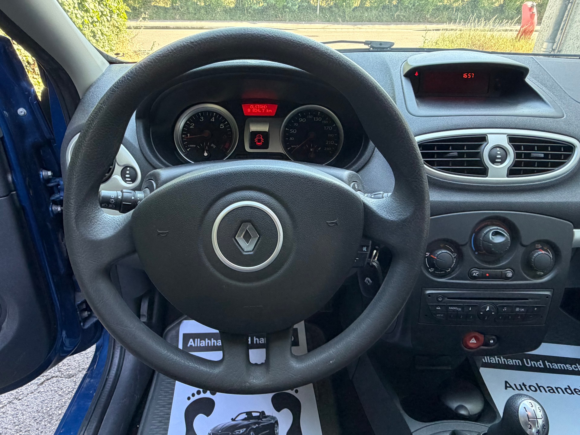 RENAULT Clio 1.2 16V Expression-image-13