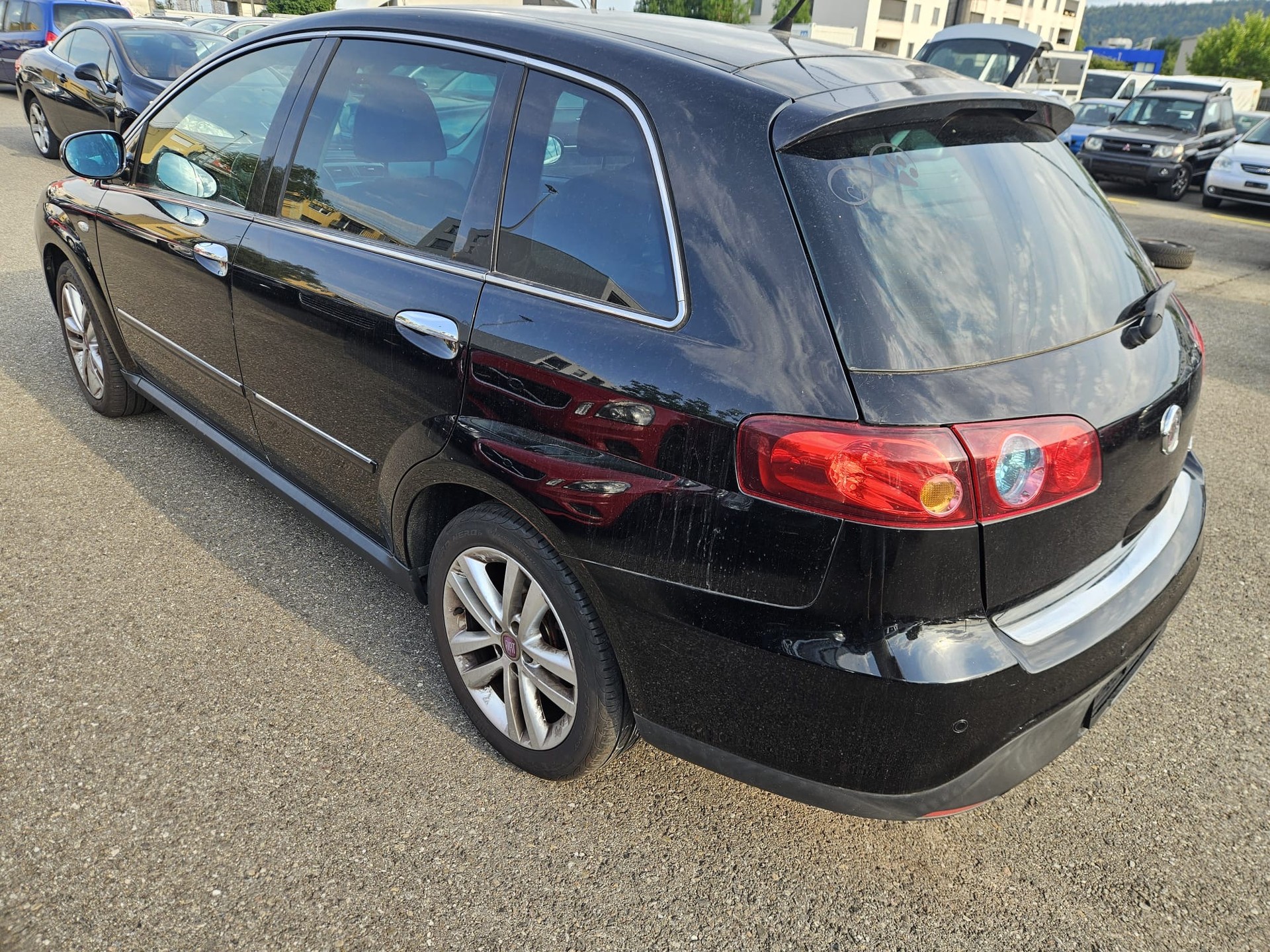 FIAT Croma 1.9 16V JTD Emotion-image-5