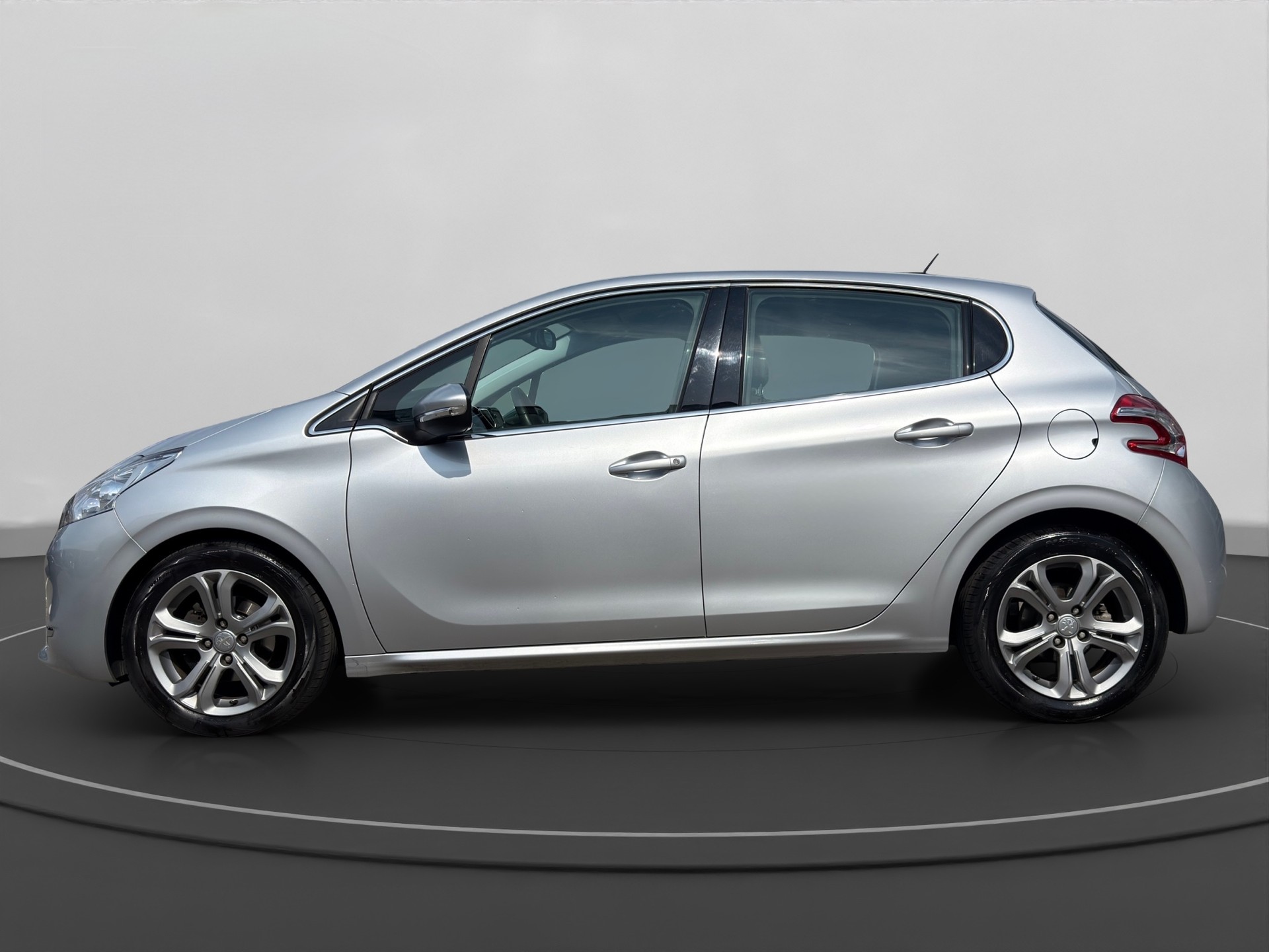 PEUGEOT 208 1.6 VTI Allure Automatik-showroom-element-1