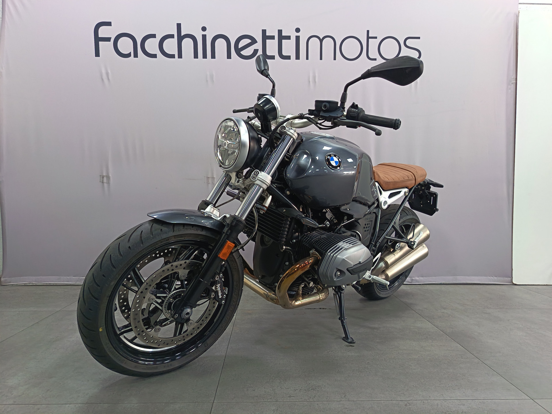 BMW R nineT Pure-image-2