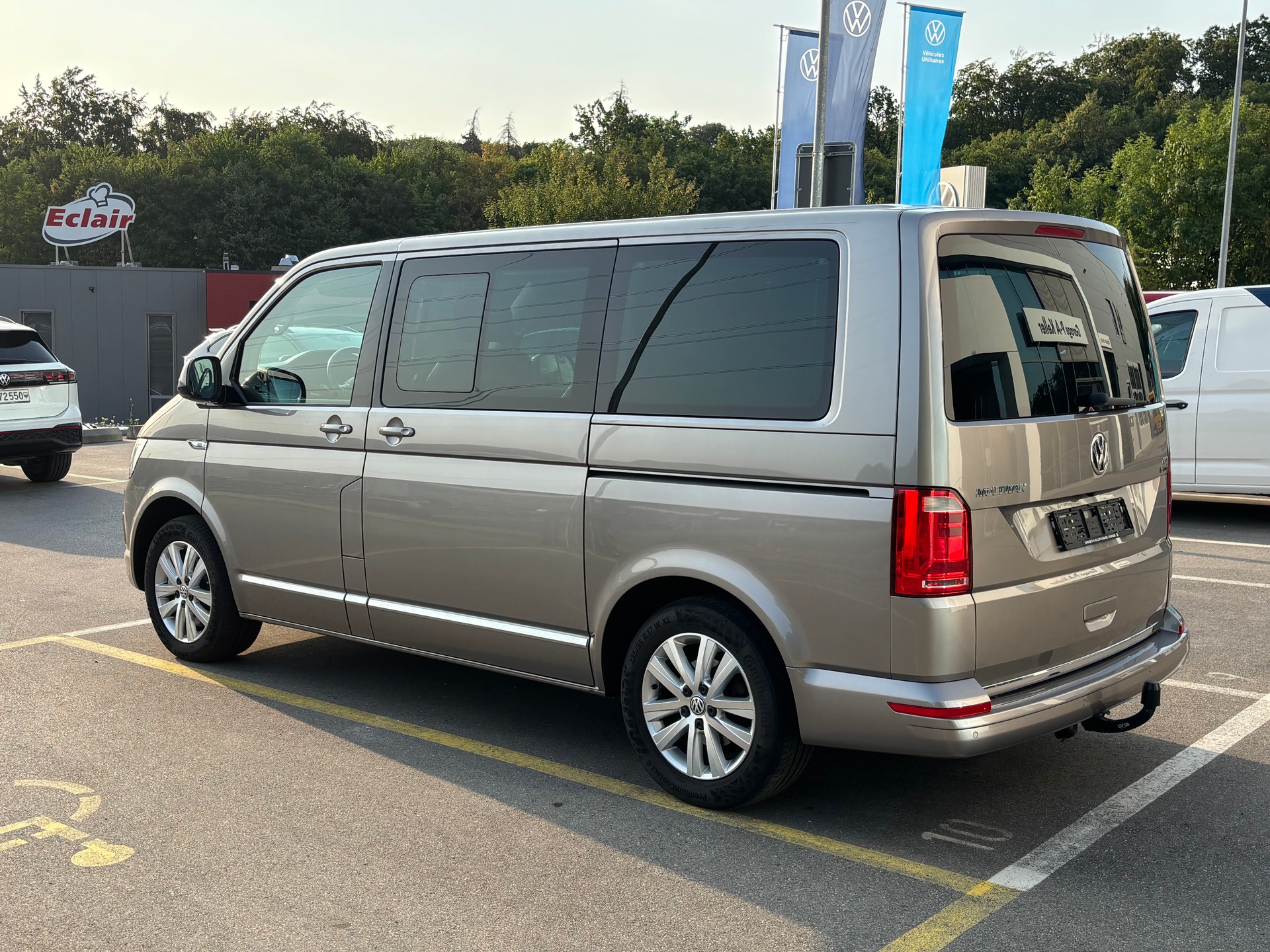 VW T6 Multivan 2.0 TSI Highline DSG-showroom-element-2