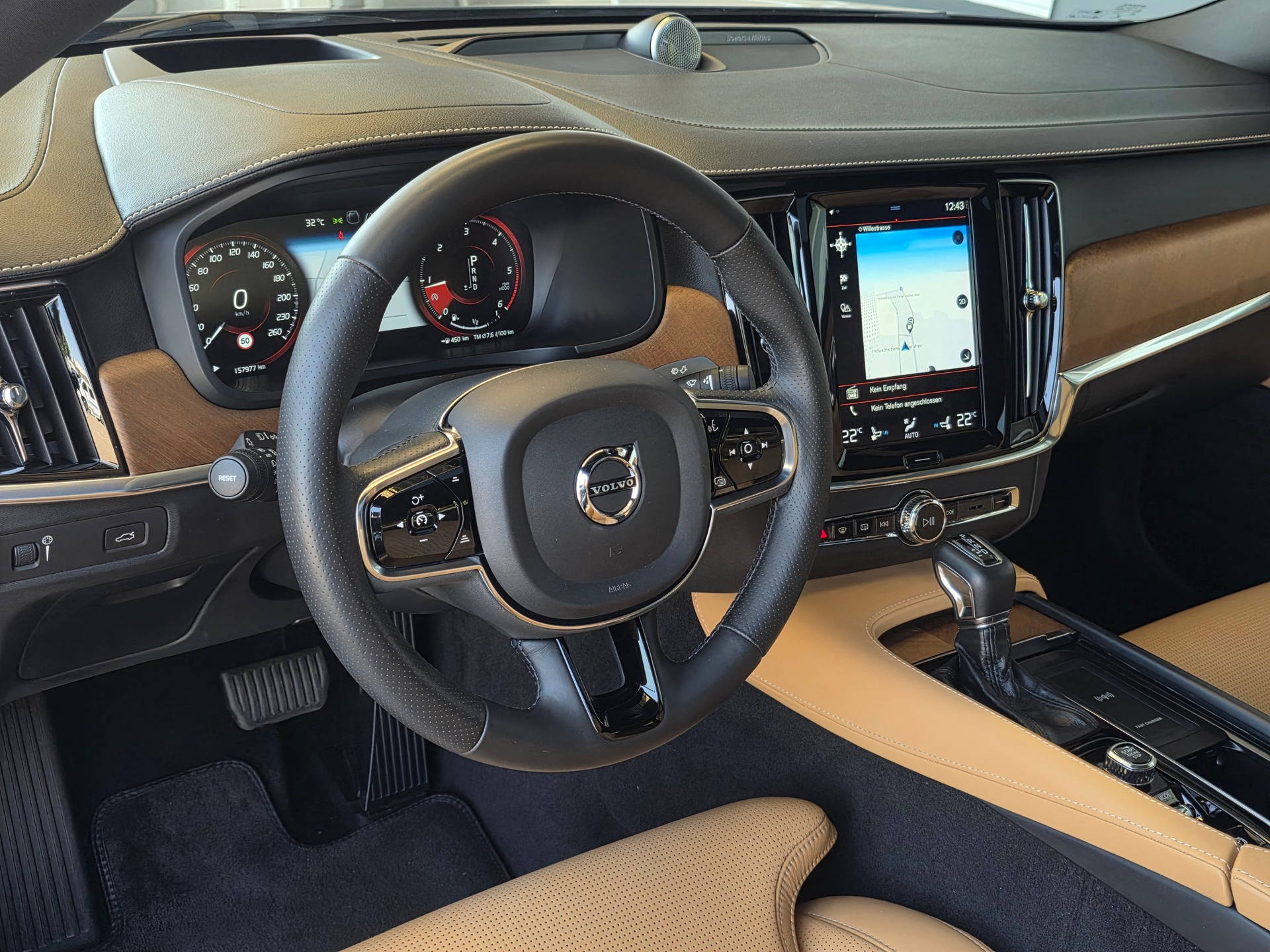 VOLVO S90 D5 AWD Inscription Geartronic Powerpulse * CH-Fahrzeug * Vollausstattung * Neuwertiger Zustand *-image-8