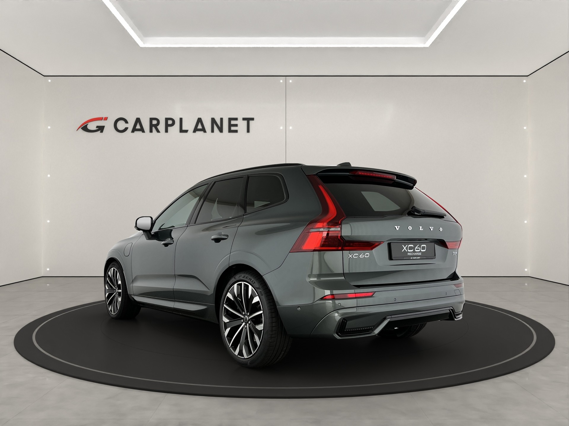 VOLVO XC60 2.0 T8 TE Ultra Dark eAWD-showroom-element-3