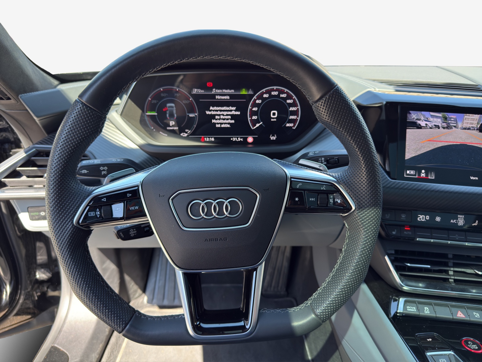 AUDI e-tron GT quattro-image-10