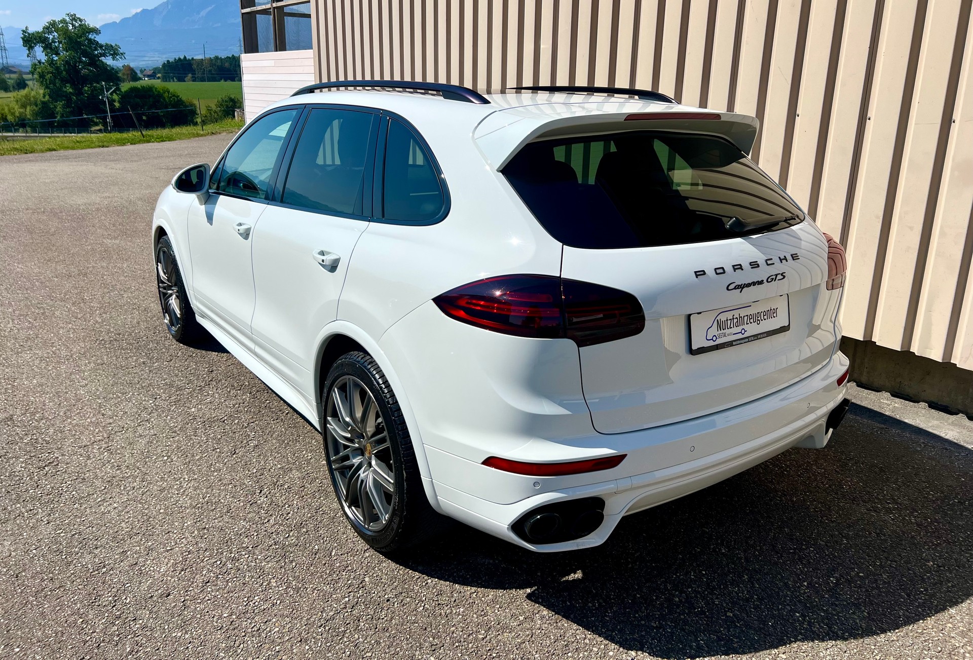 PORSCHE Cayenne GTS by Nutzfahrzeugcenter Seetal-image-4
