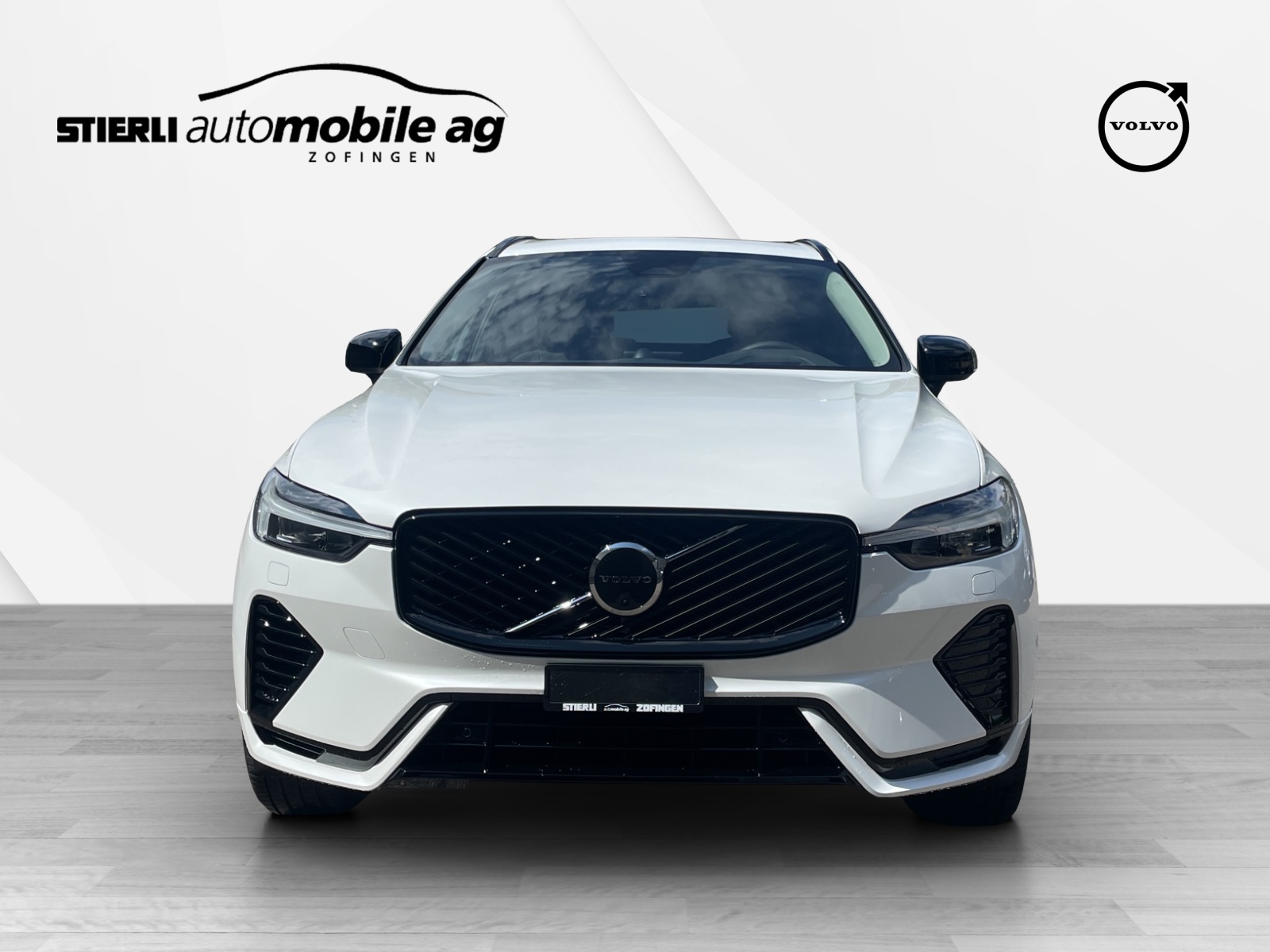 VOLVO XC60 2.0 T6 TE Ultra Dark eAWD-showroom-element-1