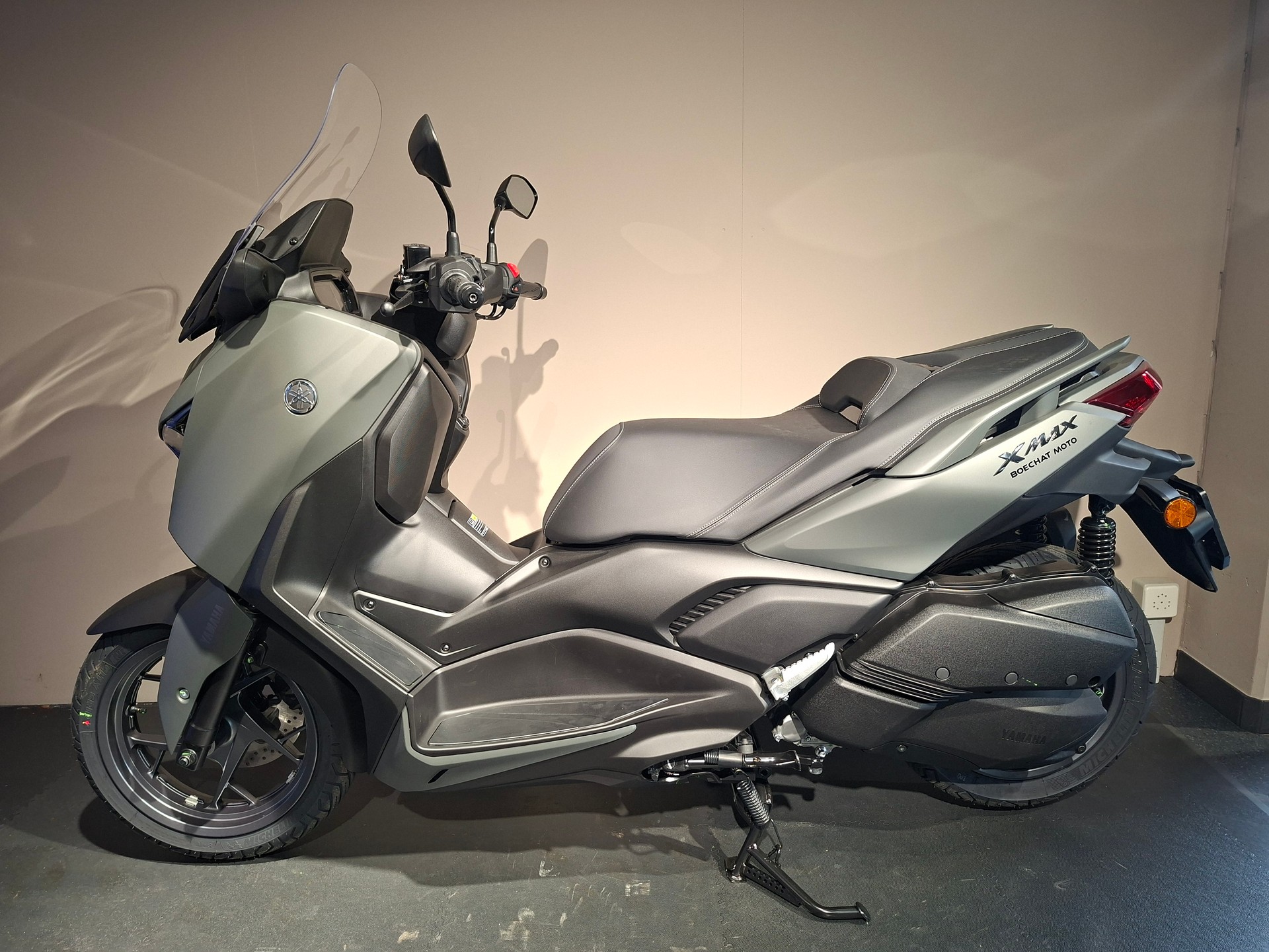 YAMAHA X-MAX-image-0