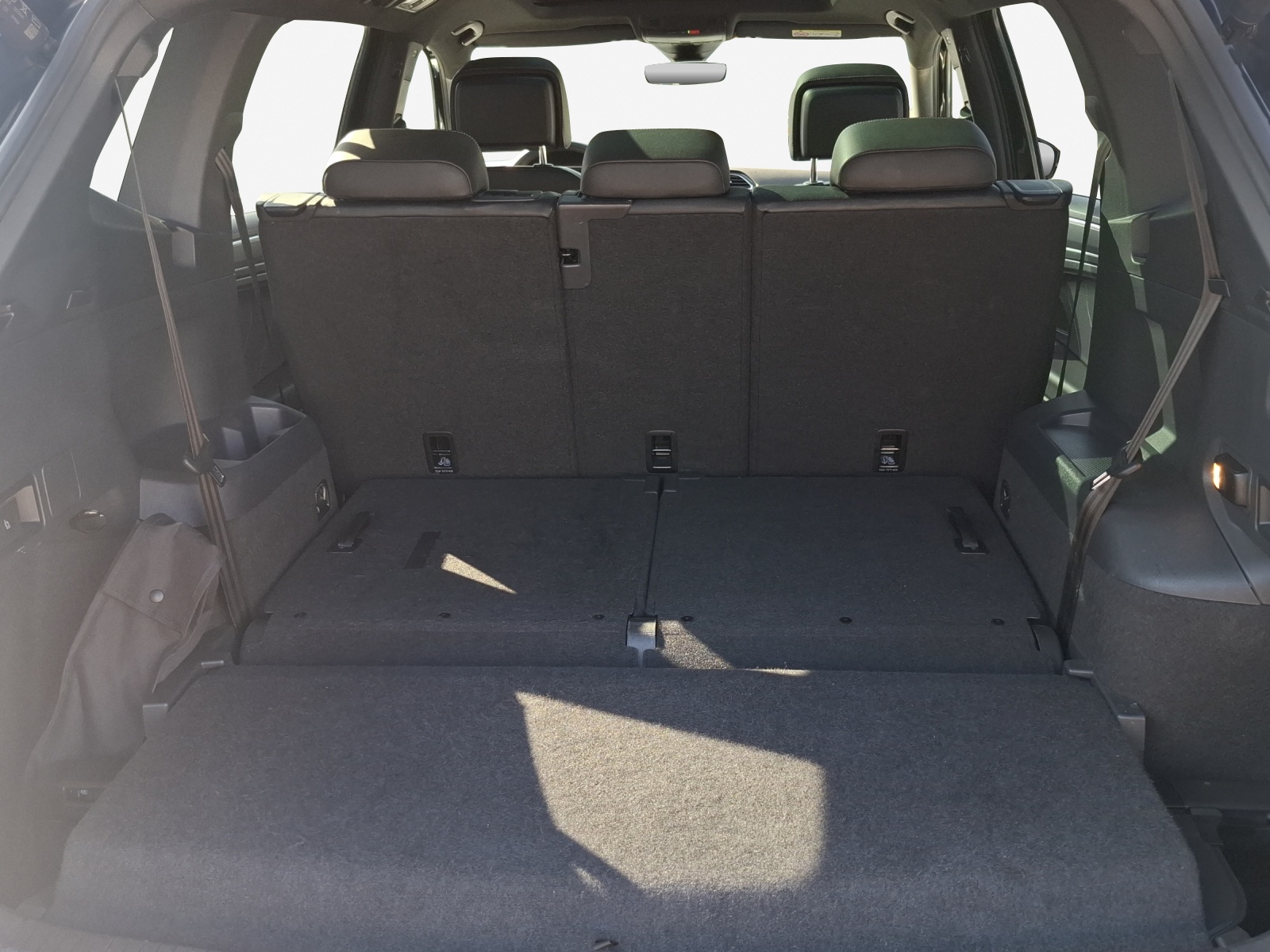 VW Tiguan Allspace 2.0 TDI SCR R-Line 4Motion DSG-image-14