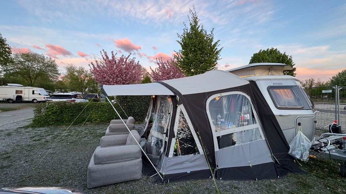 HYMER ERIBA Troll 60 Edition -- Längsbett -- Mover -- Luftvorzelt -- Markise & LED -- Veloträger -- Eriba Winterabdeckplane-image-30