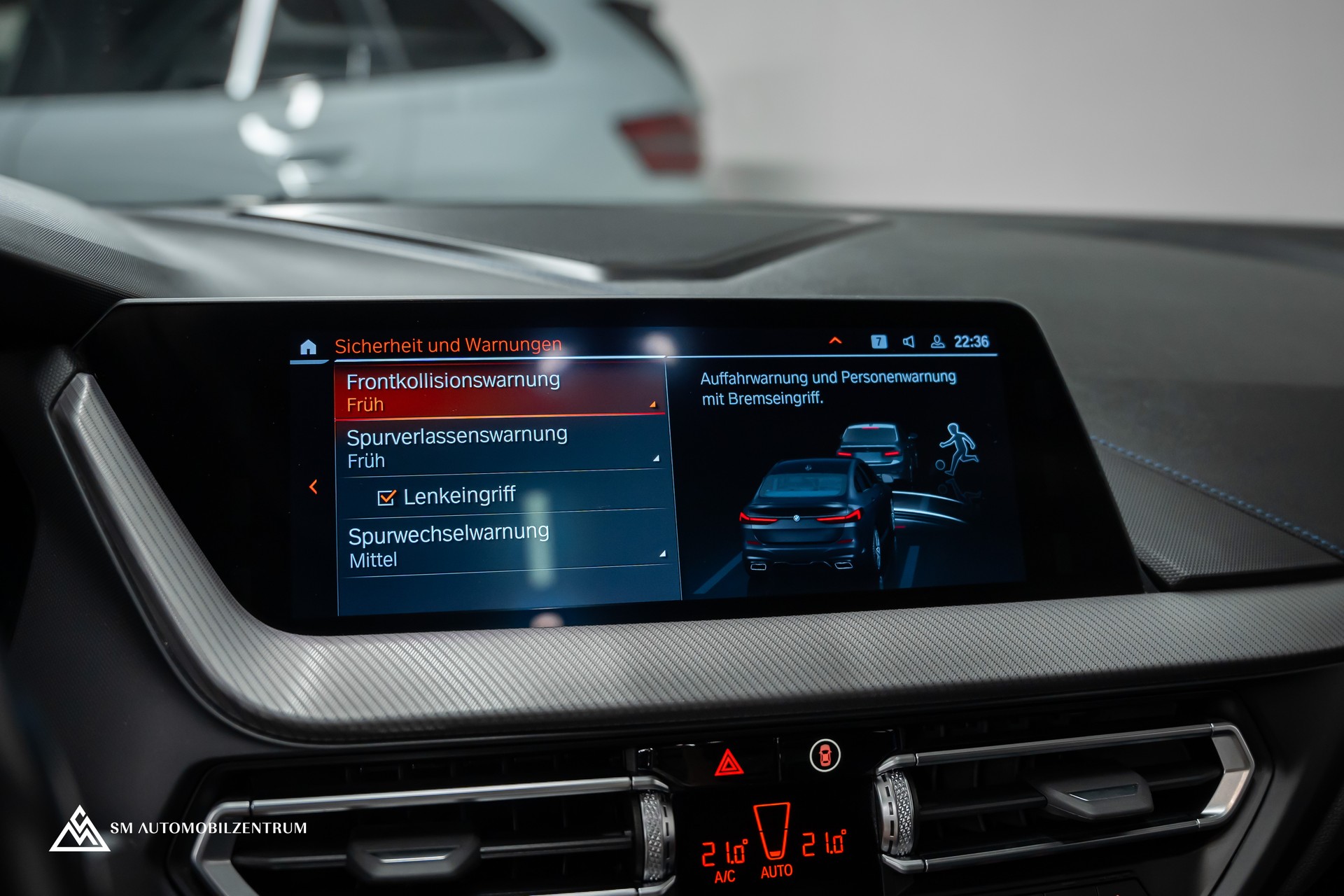 BMW M235i xDrive Gran Coupé / Head-Up / Panorama / el. Sitze Memory / Rückfahrkamera-image-31