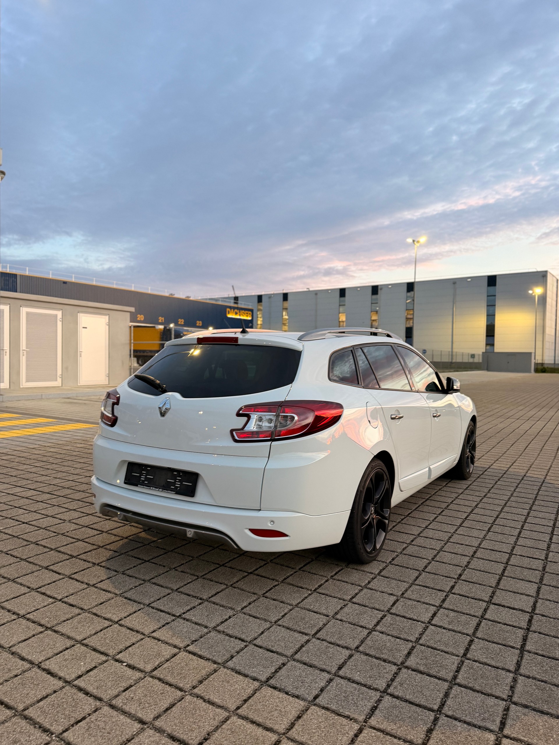 RENAULT Mégane Grandtour 2.0 16V Turbo GT-image-8