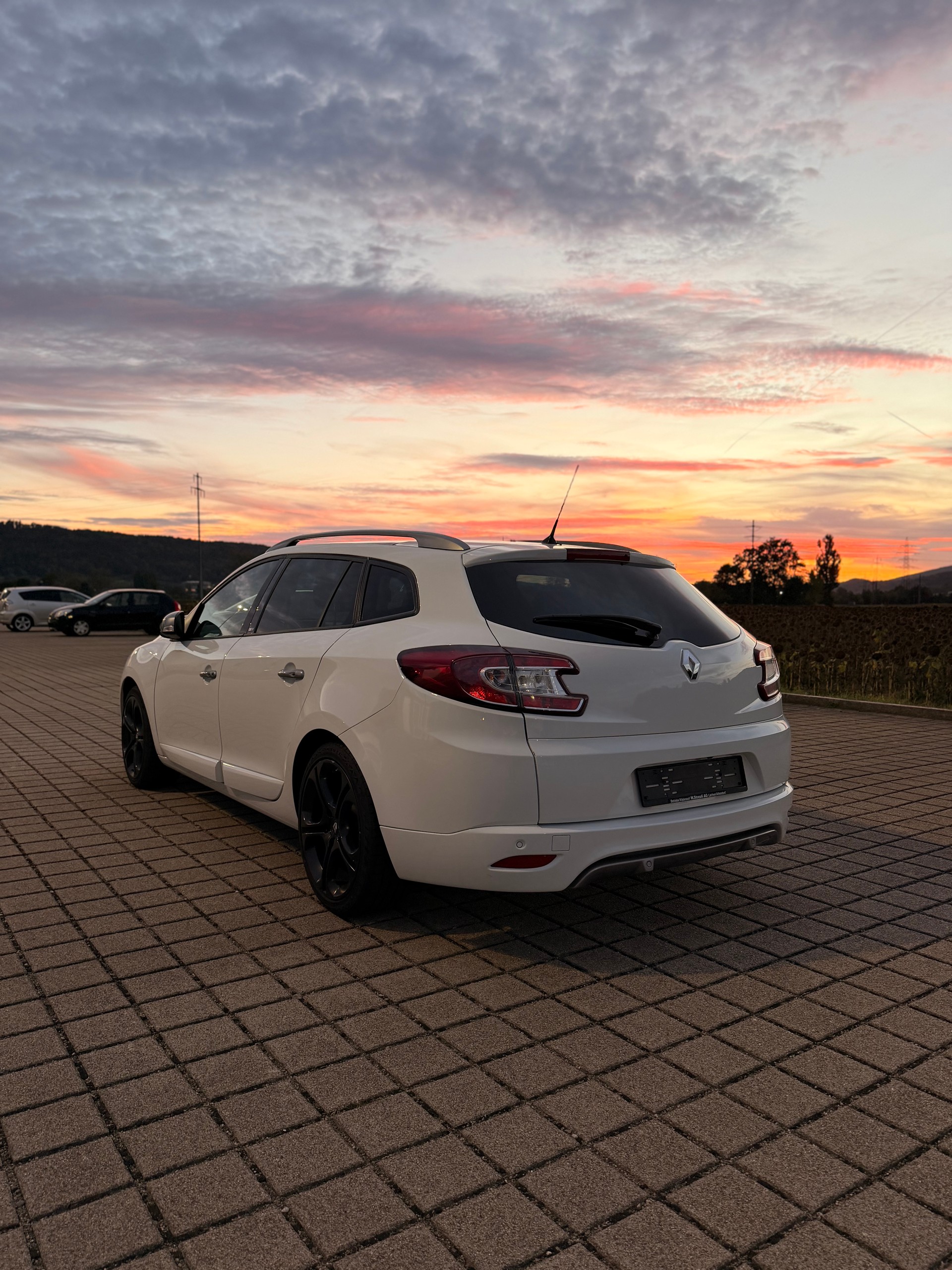 RENAULT Mégane Grandtour 2.0 16V Turbo GT-image-12