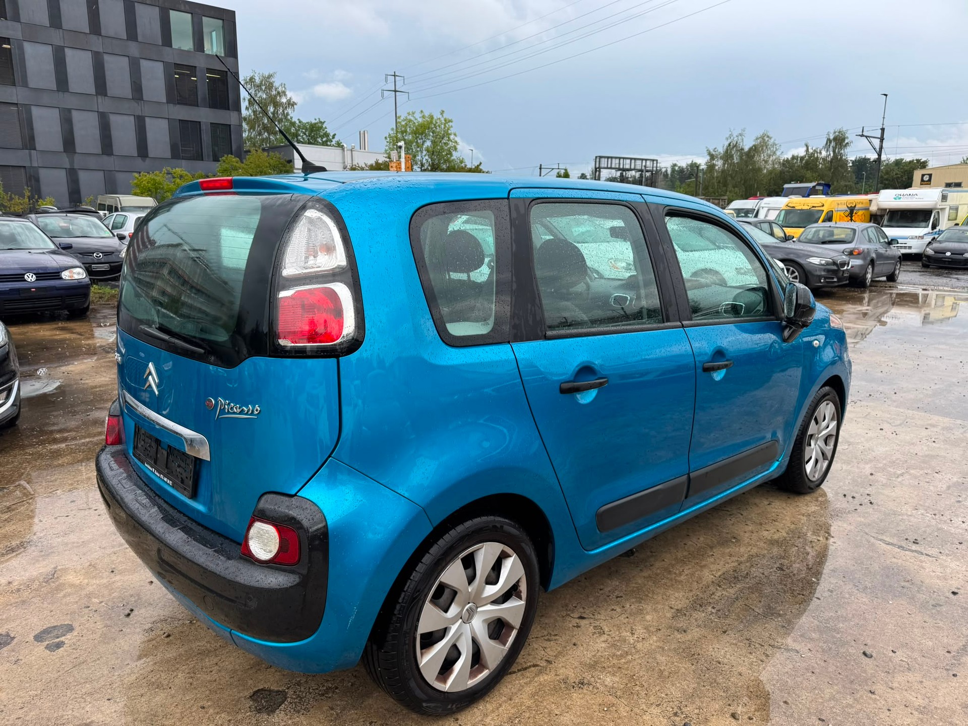 CITROEN C3 Picasso 1.6i 16V Exclusive EGS6-image-4