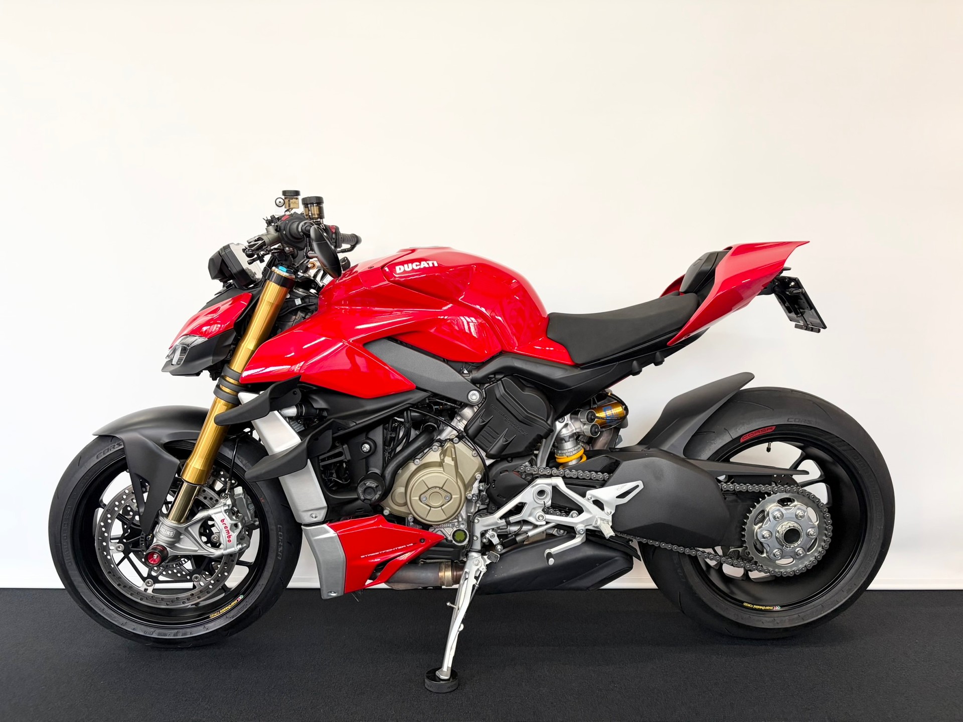 DUCATI Streetfighter V4 S-image-1