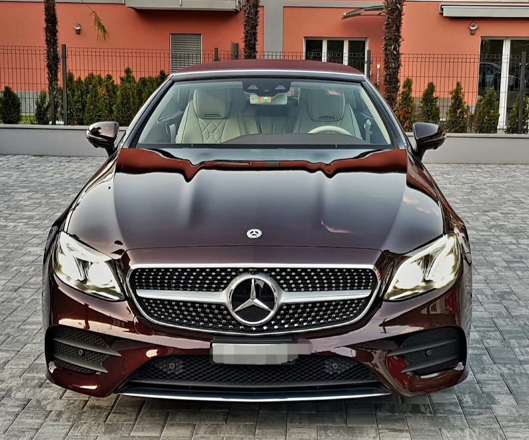 MERCEDES-BENZ Mercedes Benz E200
