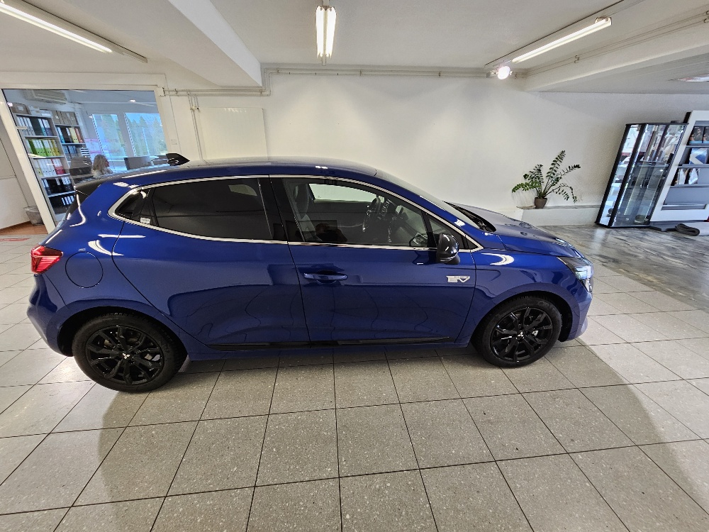MITSUBISHI COLT 1.6 HEV Intense-showroom-element-3
